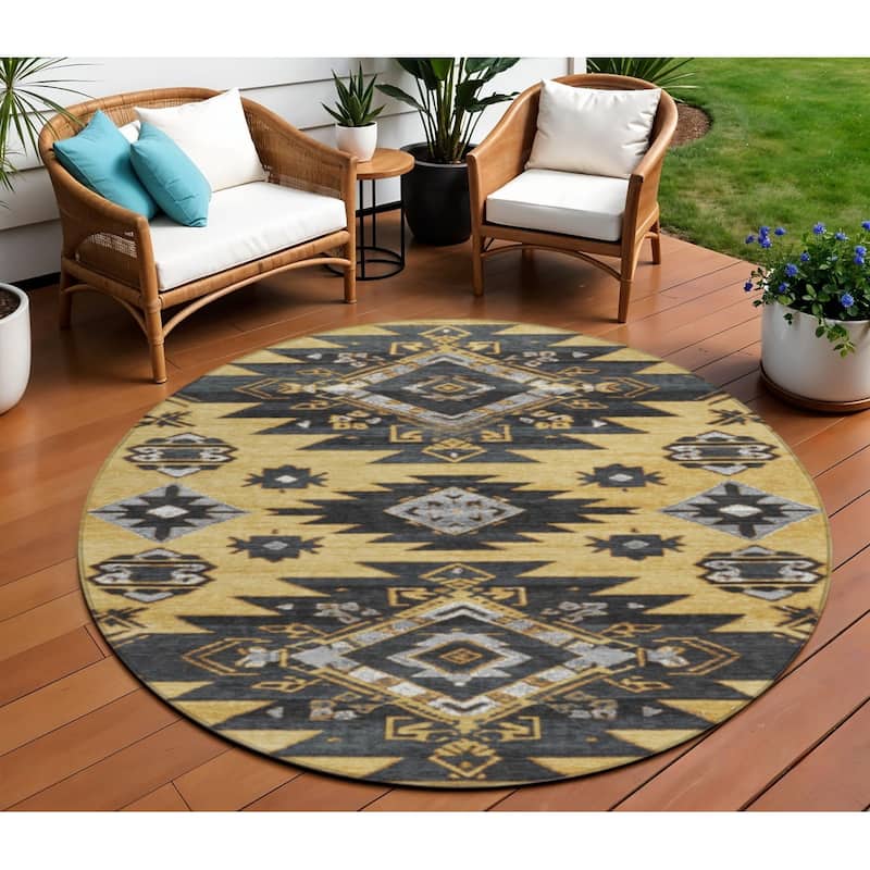 HomeRoots Tribal Transitional Rectangle Outdoor Rug - 8' Round