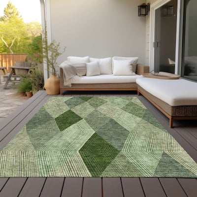 Machine Washable Indoor/ Outdoor Diamond Stripes Chantille Rug