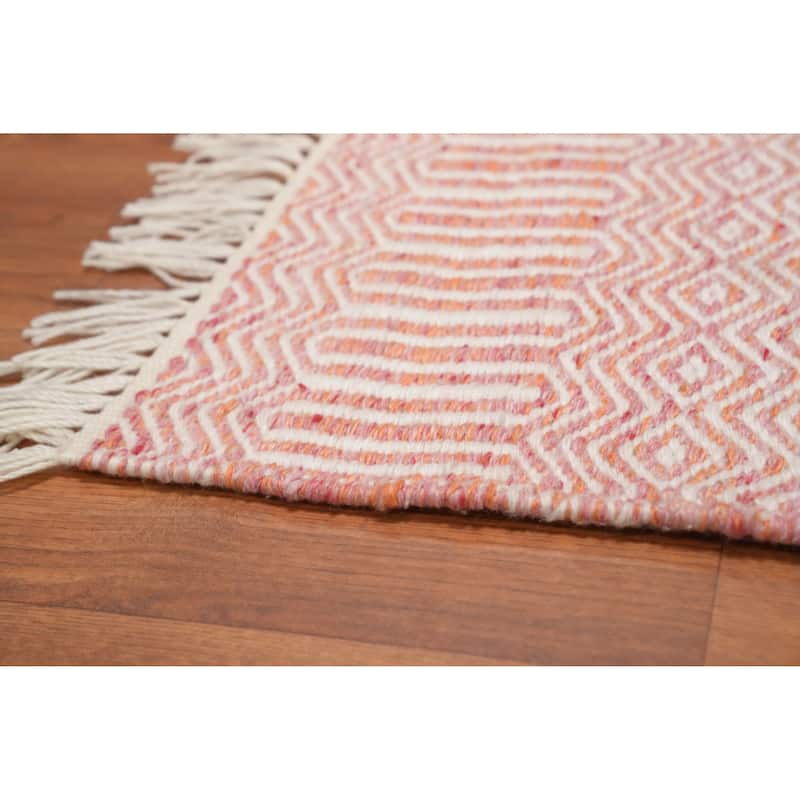 Hand Woven Oriental 100% Wool Carpet Traditional Geometric Coral Durrie-Kilim Area Rug - 8' 0'' X 5' 1''