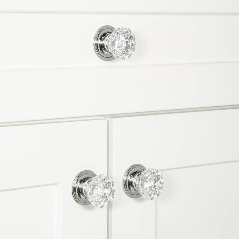 Grandeur VERS-CRYS-KNOB-GEO Versailles 1-3/8" Vintage Luxury Fluted