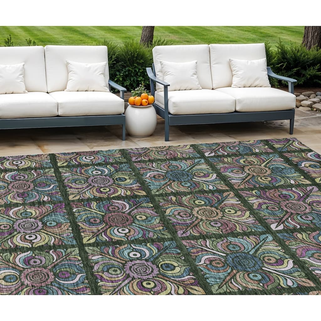 HomeRoots Medallion Transitional Rectangle Outdoor Rug