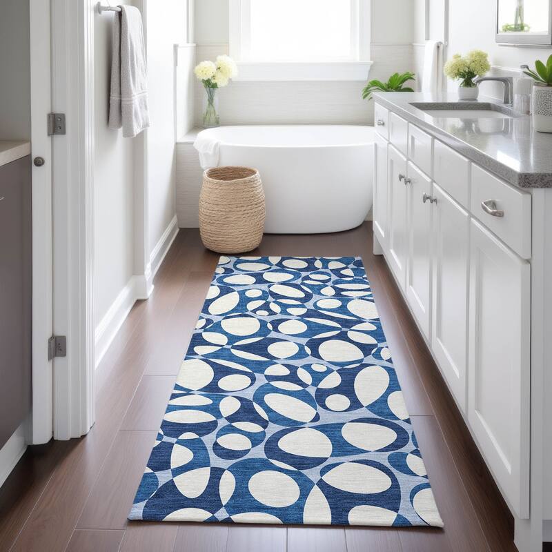 Machine Washable Indoor/ Outdoor Contemporary Saline Chantille Rug
