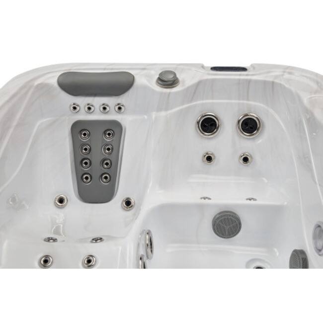 Luxury Spas Casey 3-Person Spa