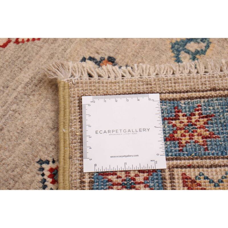 ECARPETGALLERY Hand-knotted Uzbek Ghazni Beige Wool Rug - 4'0 x 5'9