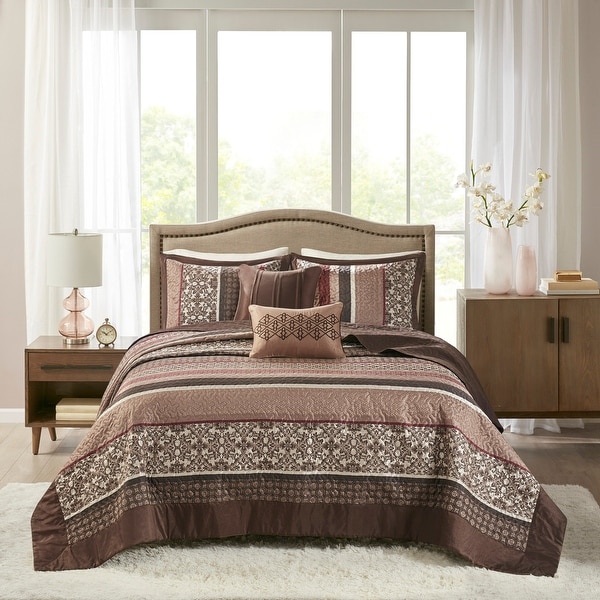 Madison Park Dartmouth Red 5-piece Jacquard Bedspread Set. Opens flyout.