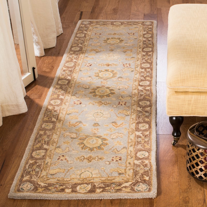 SAFAVIEH Handmade Anatolia Iran Traditional Oriental Hand-spun Wool Rug