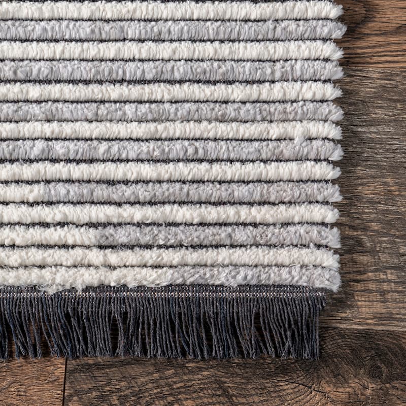 Nuloom Morgan Contemporary Shag Fringe Area Rug