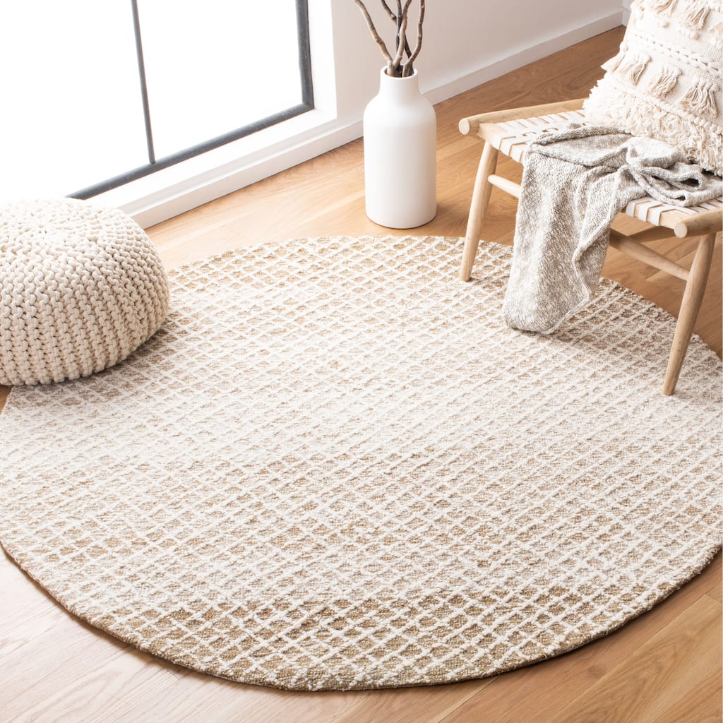 SAFAVIEH Handmade Micro-Loop Louwra Wool Rug