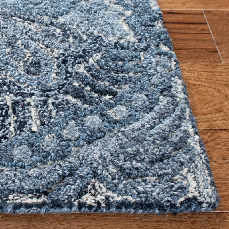 SAFAVIEH Handmade Marquee Genta Modern Medallion Wool Rug