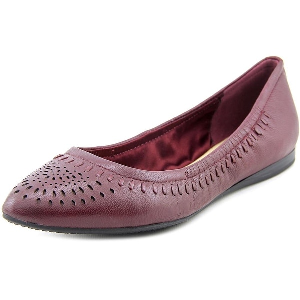 isaac mizrahi ballet flats