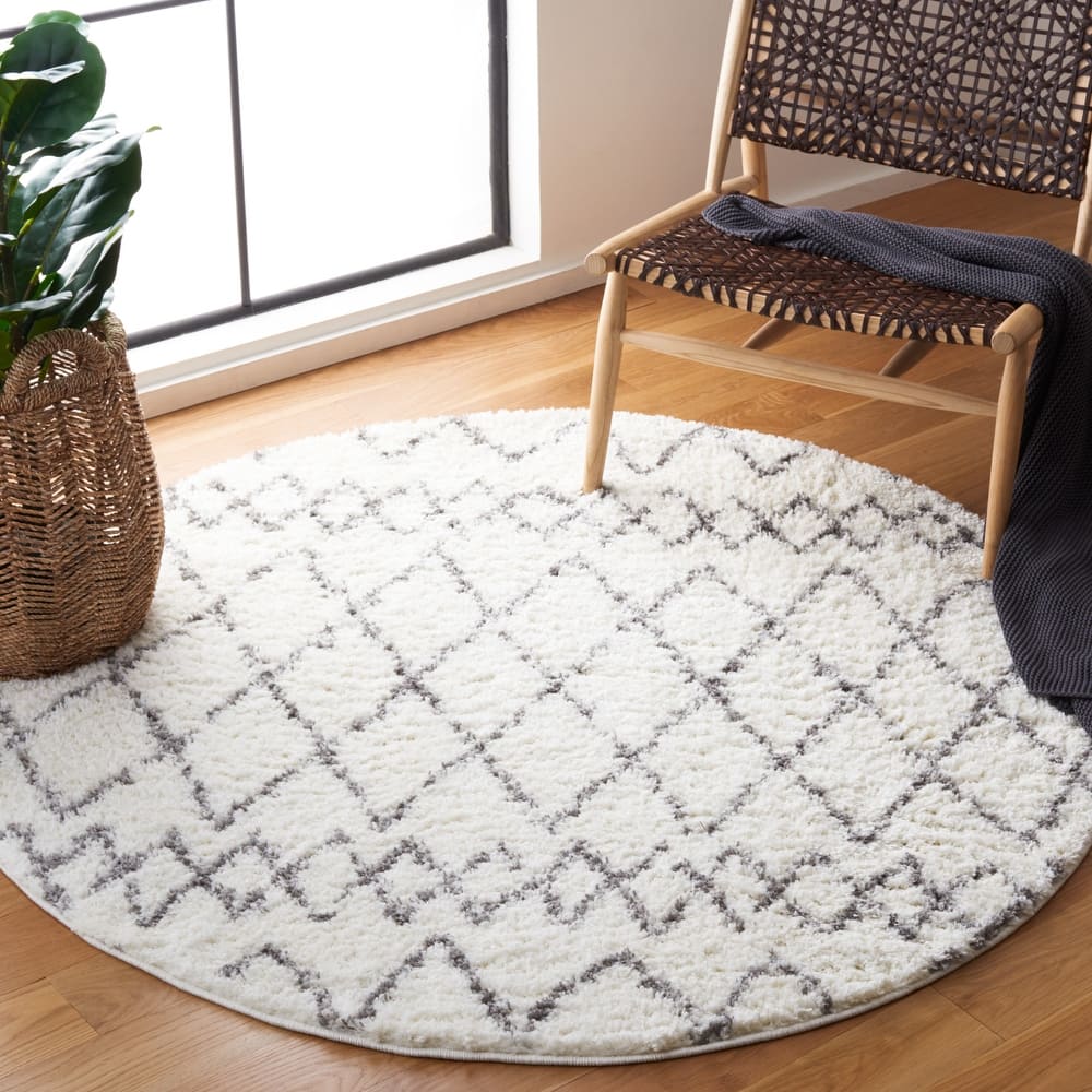 SAFAVIEH Berber Shag Ilmie Light Grey/Cream Rug