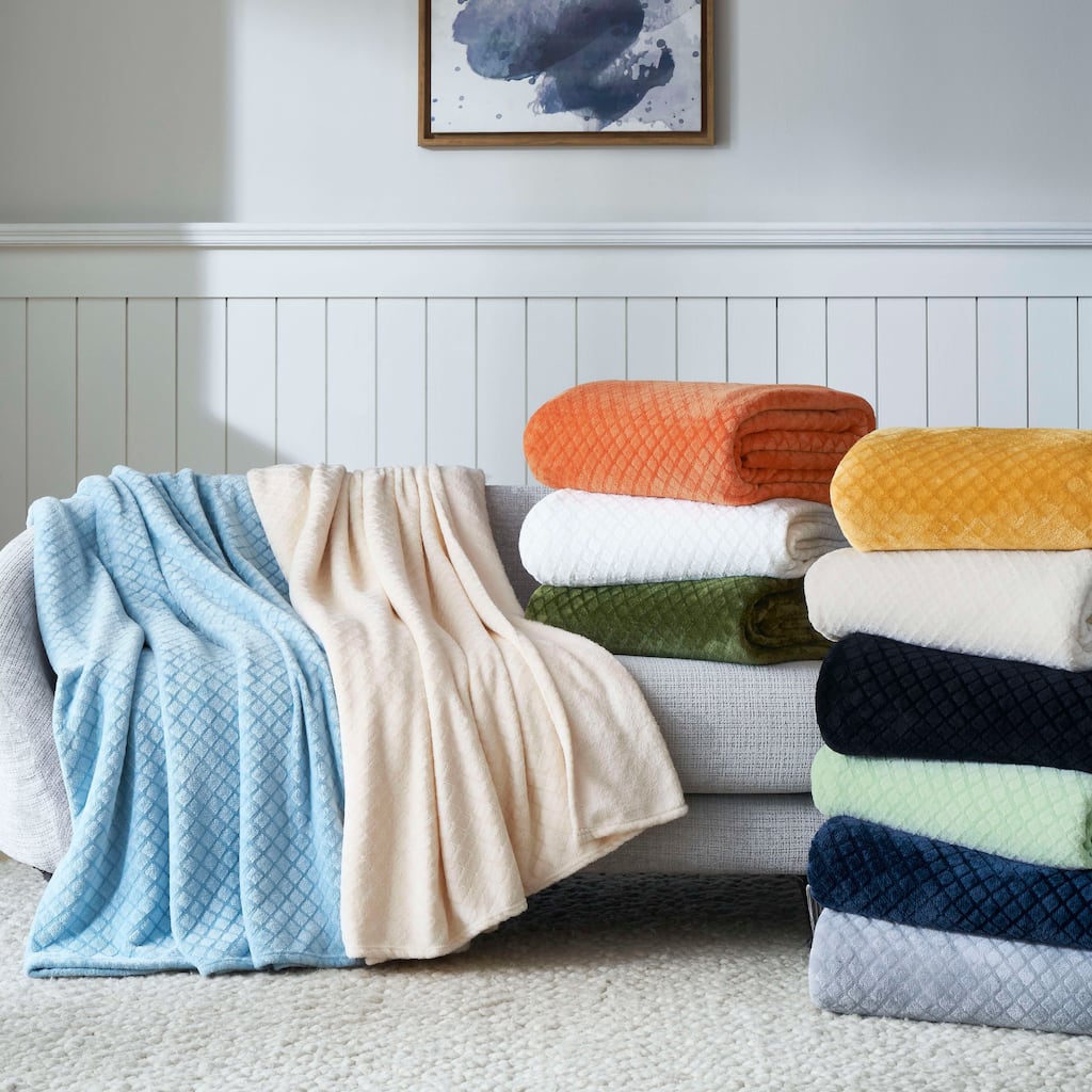 Superior Alaska Quilted Diamond Plush Fleece Blanket For Couch or Bed