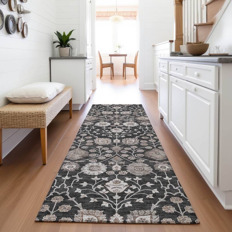 Premium Washable Super Soft Traditional Jansen Mayfield Rug - Black - 2'3" x 7'6"