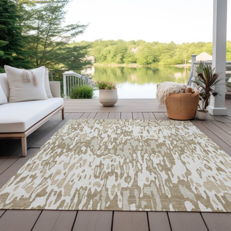 Machine Washable Indoor/ Outdoor Modern Watercolor Chantille Rug