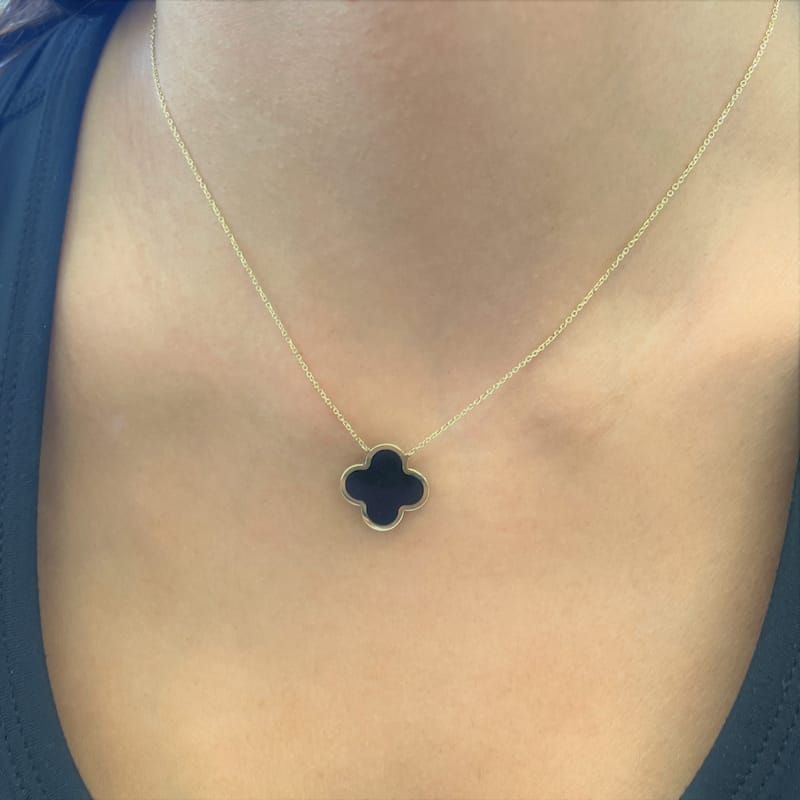 Italian 14K Yellow Gold Single Clover Necklace - Made In Italy 15mm Clover 16-18 Inch Chain 2.20 grams
