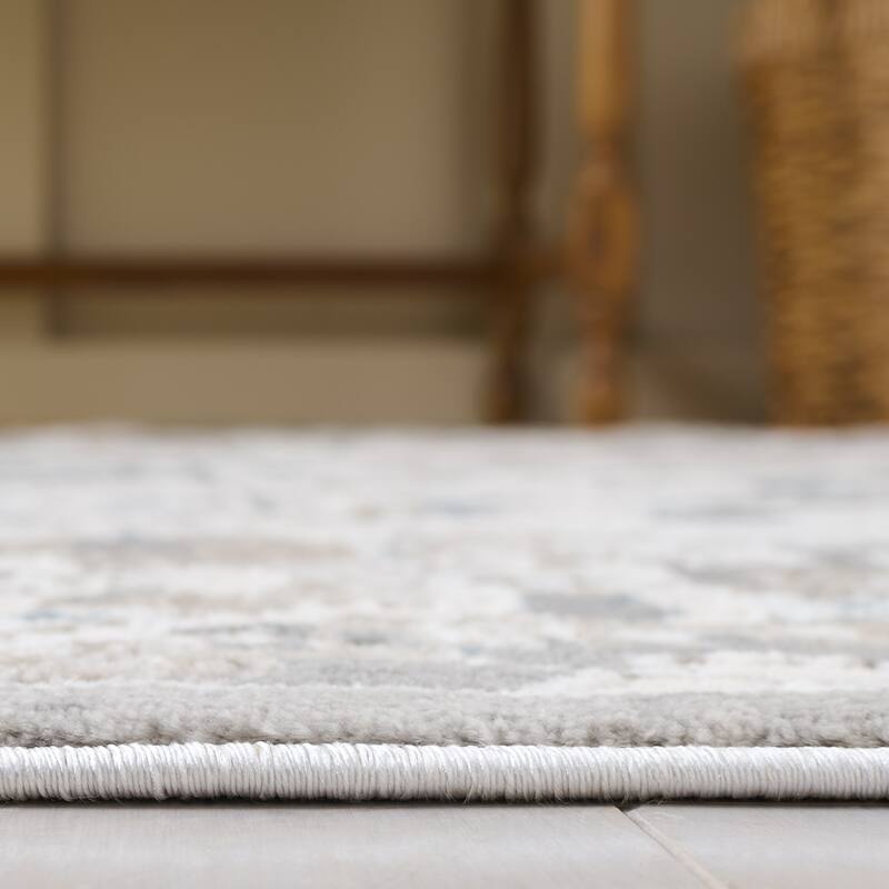 Martha Stewart by SAFAVIEH Ebru Rug