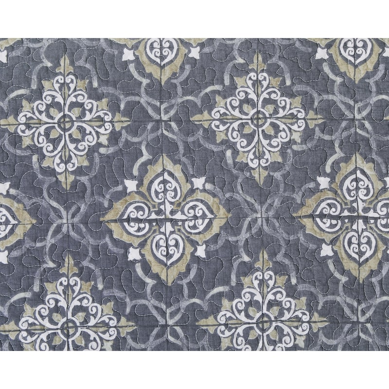 Booker Medallion Bedding Quilt Set