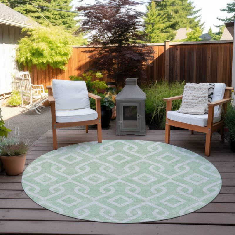 Machine Washable Indoor/ Outdoor Chantille Modern Trellis Rug