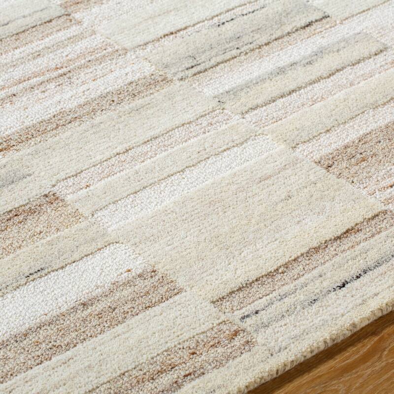 Livabliss La Puna Cottage Area Rug