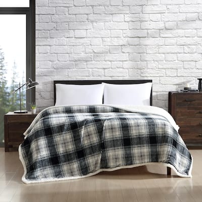 Eddie Bauer Printed Ultra Soft Plush/Sherpa Reversible Blanket