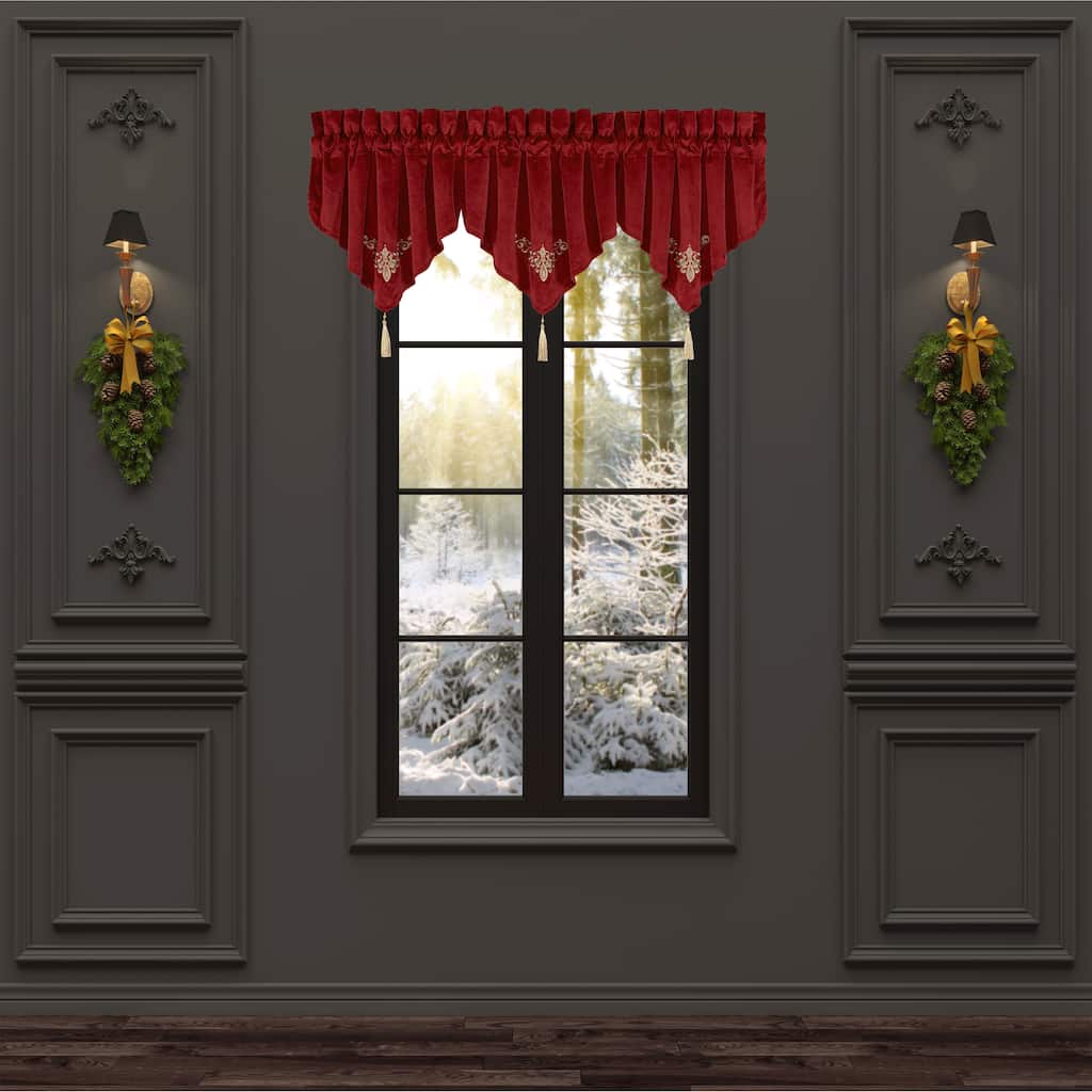 J. Queen New York Noelle Christmas Window Ascot Valance