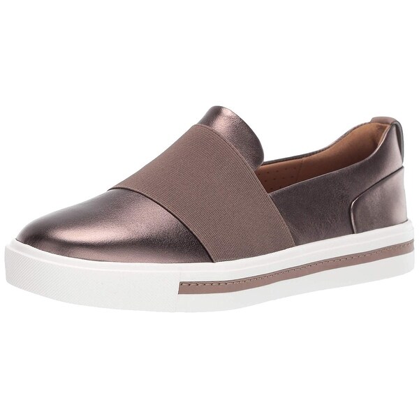clarks ladies slip on shoes