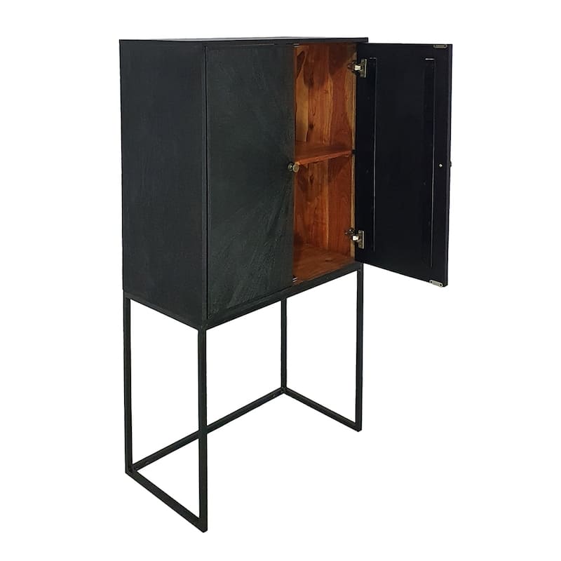Storage cabinet