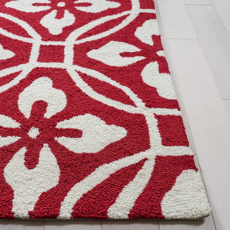 SAFAVIEH Handmade Four Seasons Dedde Floral Rug
