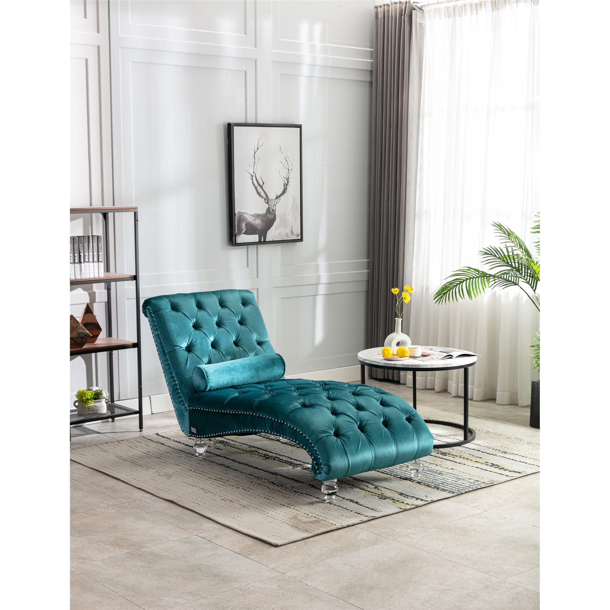 Curved Edges Velvet Fabric Upholstered Leisure Chaise Lounge with