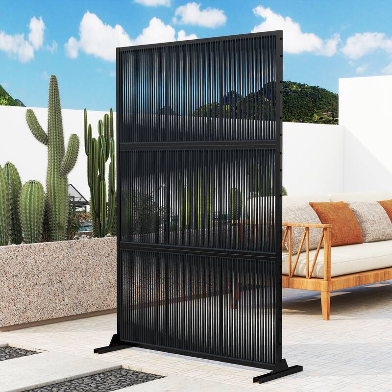Outdoor Free Standing Metal Privacy Screen