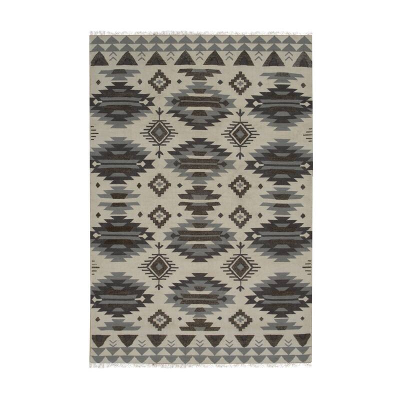 Ivory Traditional Geometric Reversible Kilim Area Rug - Elegant and Timeless Design - 6' x 9'