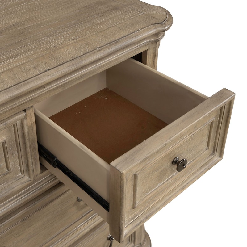 Magnolia Manor 7 Drawer Dresser For Bedroom Storage with 2 Finish Options