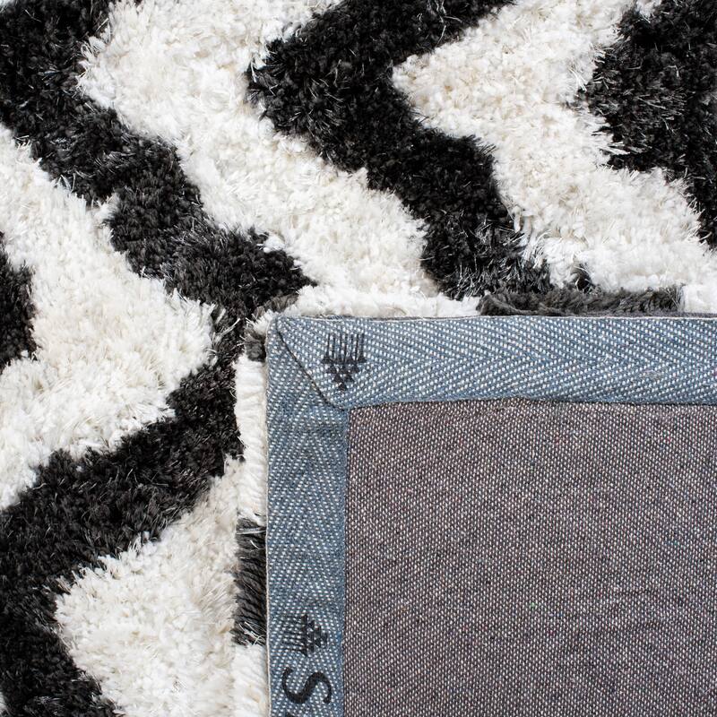 SAFAVIEH Handmade Barcelona Shag Rayya Polyester Rug