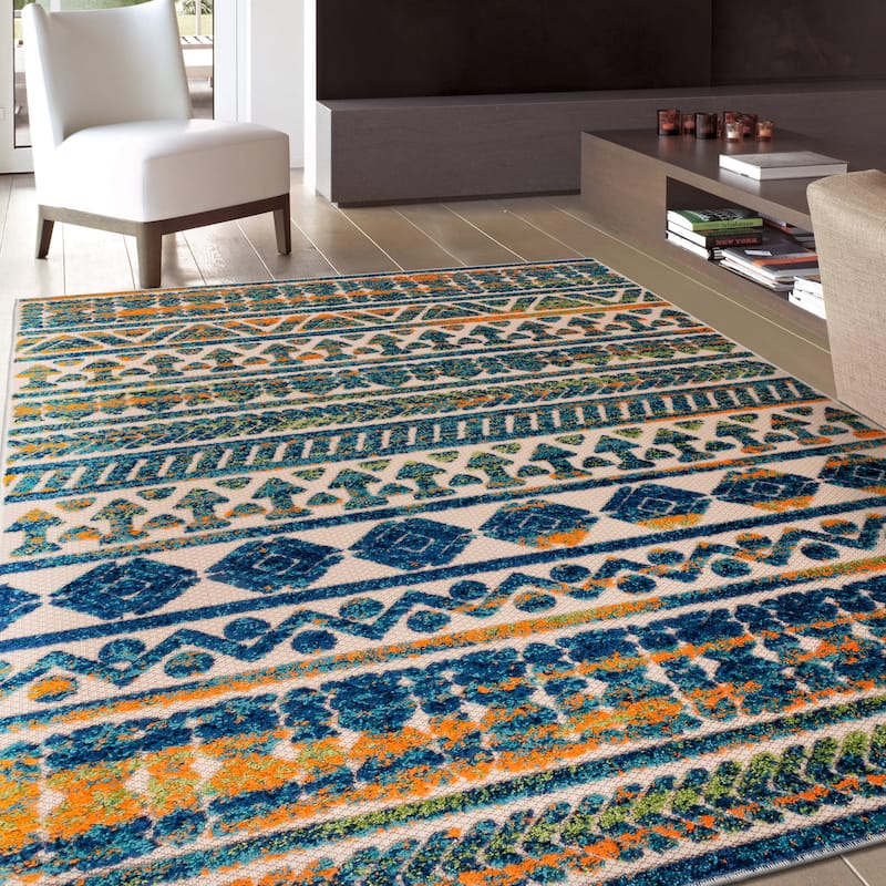 World Rug Gallery Modern Stripes Faded Geometric Indoor/Outdoor Area Rug