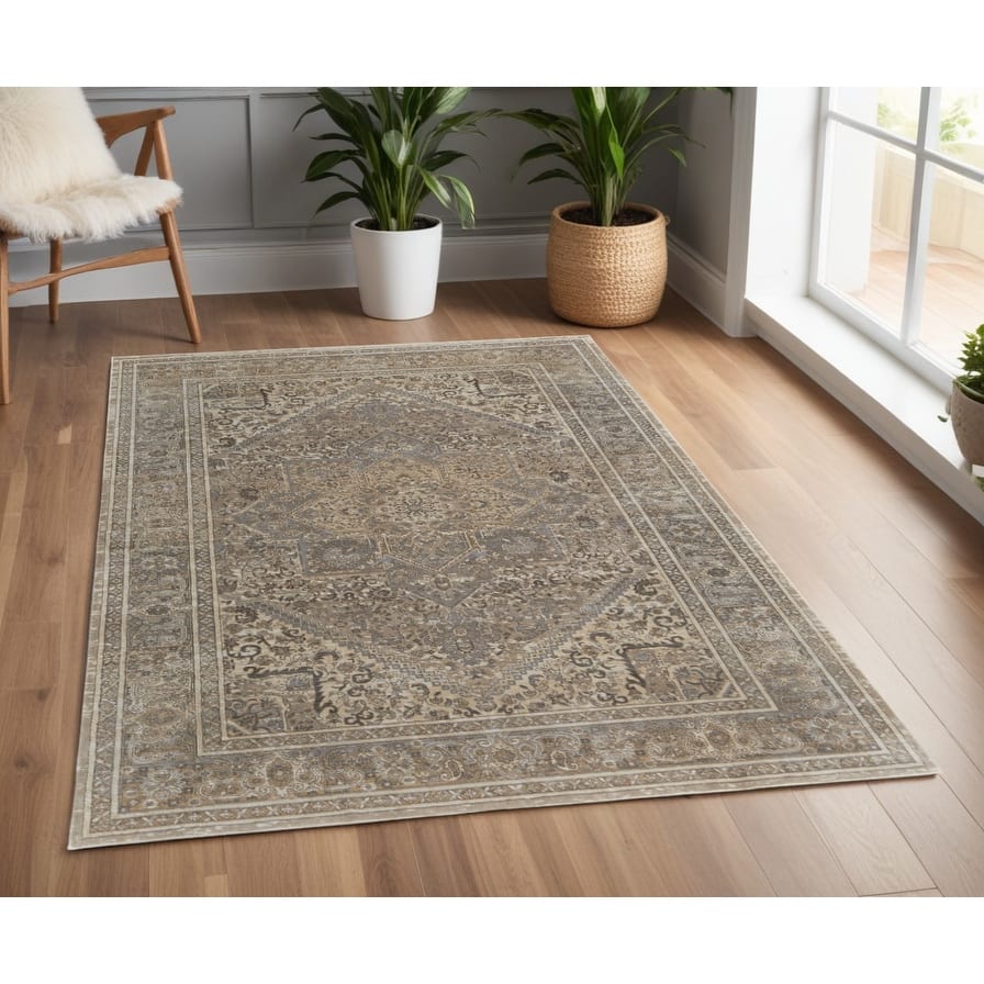 Yuqej Power Loomed Distressed Floral Traditional Non Skid Area Rug By HomeRoots - 4' x 6'