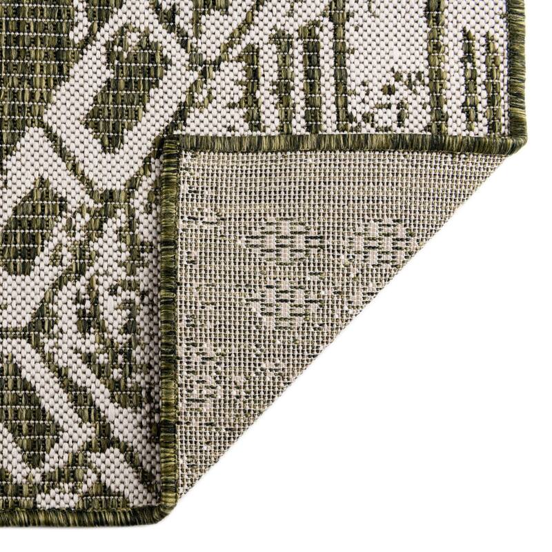 Outdoor Ogooplario Collection Area Rug