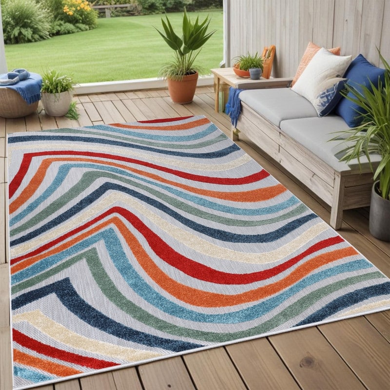 Superior Wave Coastal Striped Indoor Outdoor Area Rug - 4' x 6'