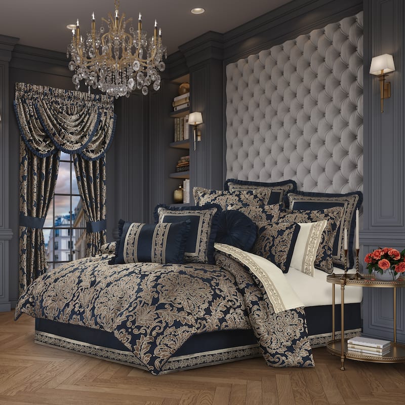 J. Queen New York Monte Carlo Comforter Set