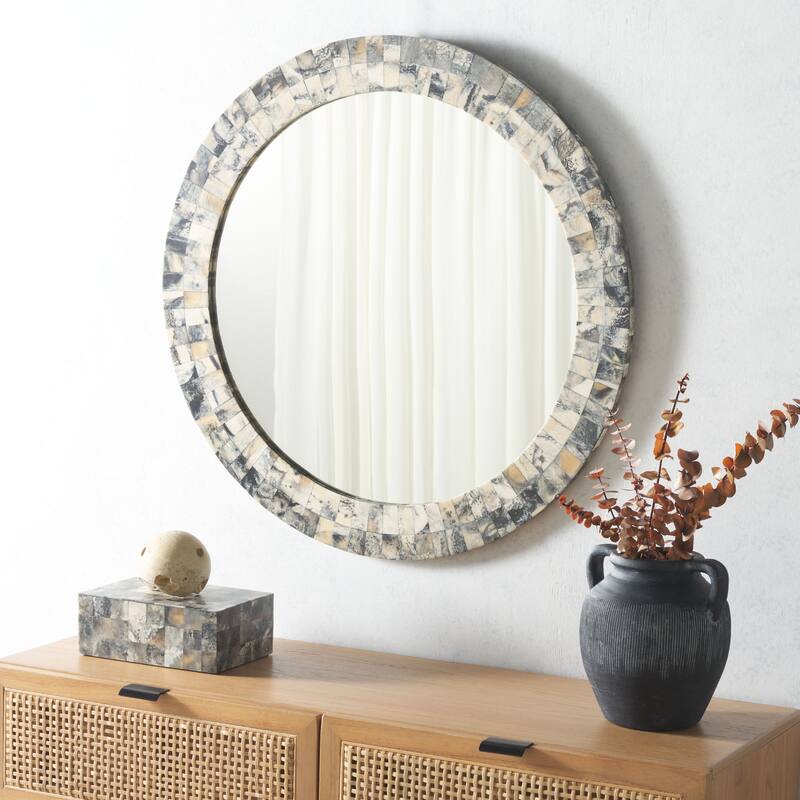 SAFAVIEH Home Lori 29.2-inch Round Antique Green/Horn Resin/MDF Mirror - Antique Green/Horn - 29.2"W x 0.75"D x 29.2"H