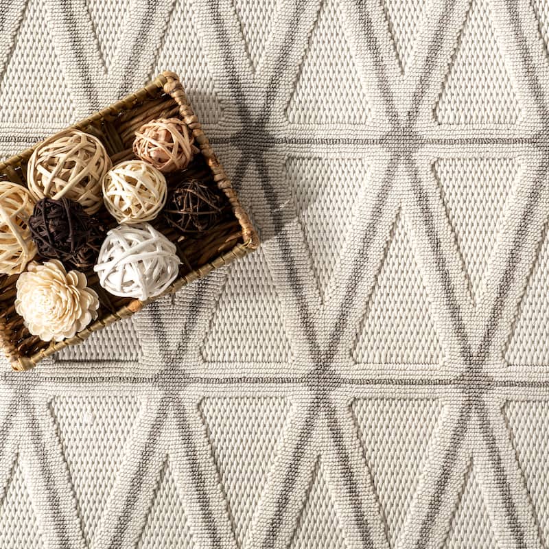 Nuloom Chia Modern Moroccan Tasseled Area Rug