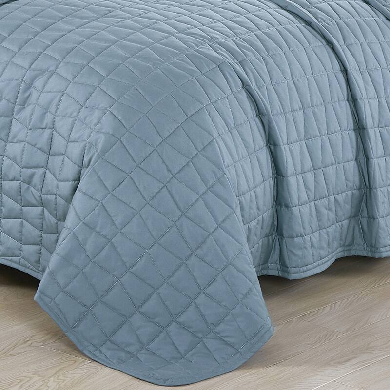 Zana Luxury 3 Piece Bedspread