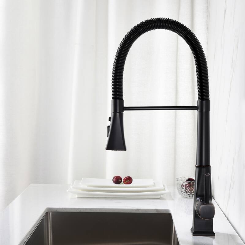 Kitchen Faucet with Pull Down Sprayer in Matte Black - 21.06 inch