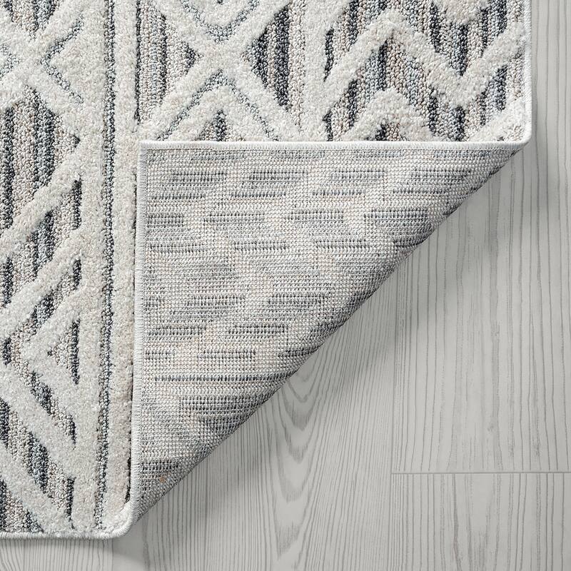 Monique Moroccan Diamond Indoor Area Rug