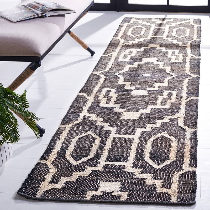 SAFAVIEH Natural Fiber Erla Boho Jute Rug - 2'3" x 9' Runner - Black/Ivory