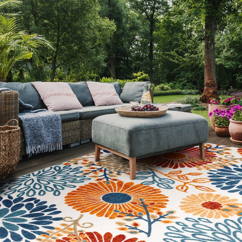 SAFAVIEH Cabana Hillechien Indoor/ Outdoor Waterproof Patio Floral Rug
