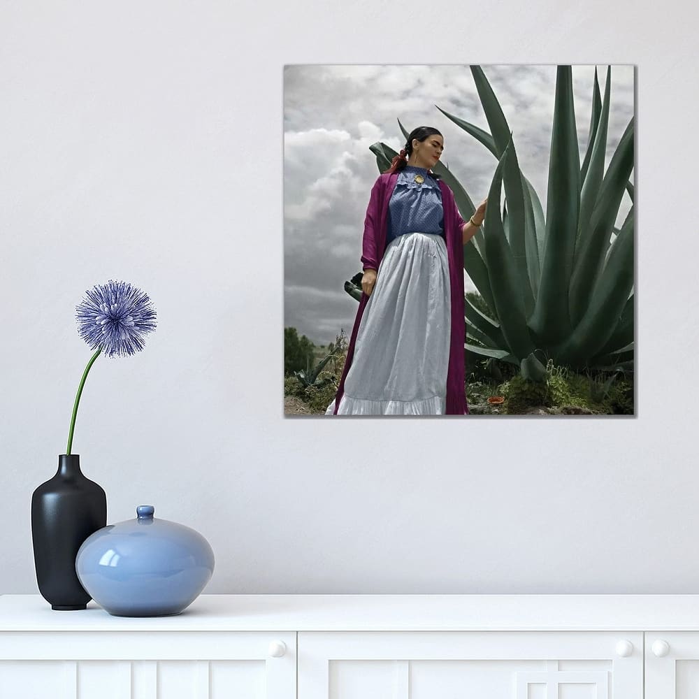 iCanvas "Frida Kahlo (1907-1954)" by Toni Frissell Canvas Print