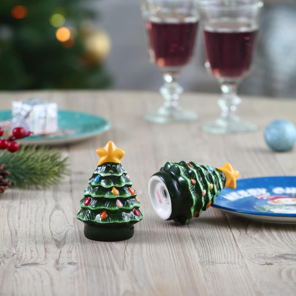 3.75" Nostalgic Ceramic Tree Salt & Pepper Shakers - Green
