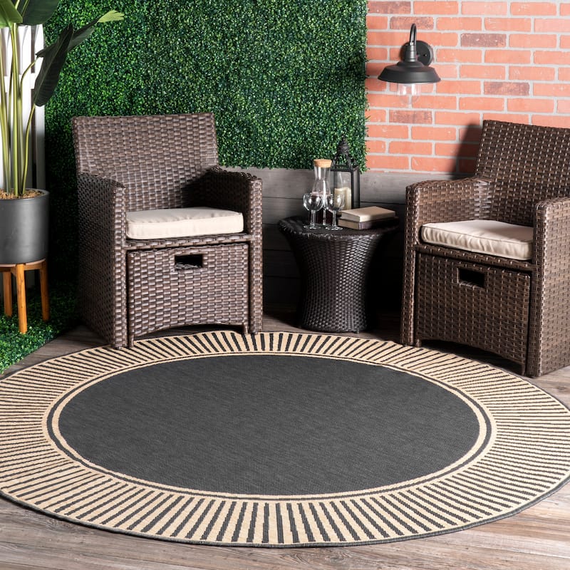 Nuloom Leah Classic Bordered Indoor/Outdoor Area Rug - 6'7" Round - Dark Grey