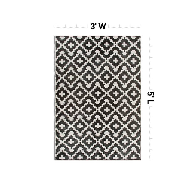 Trellis Geometric Reversible Plastic Outdoor Rugs