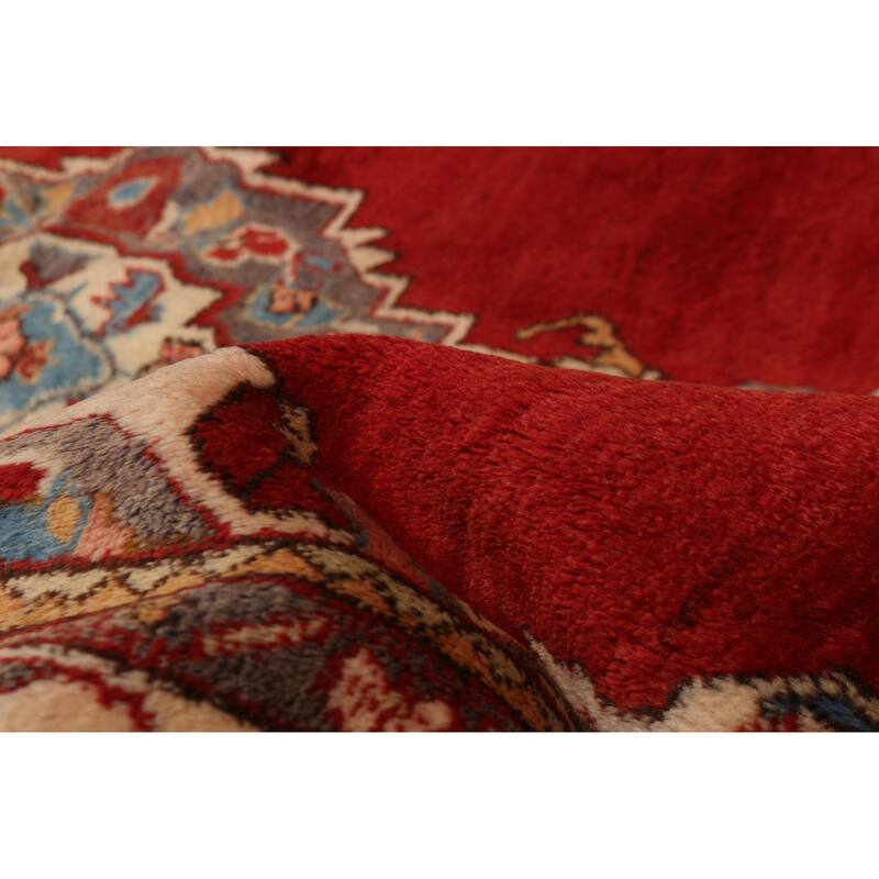 Andelz Red Rug 4'3" x 6'9" - 5'3 x 7'9